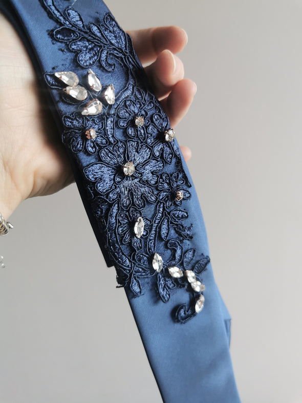 blue lace necktie with rhinestones