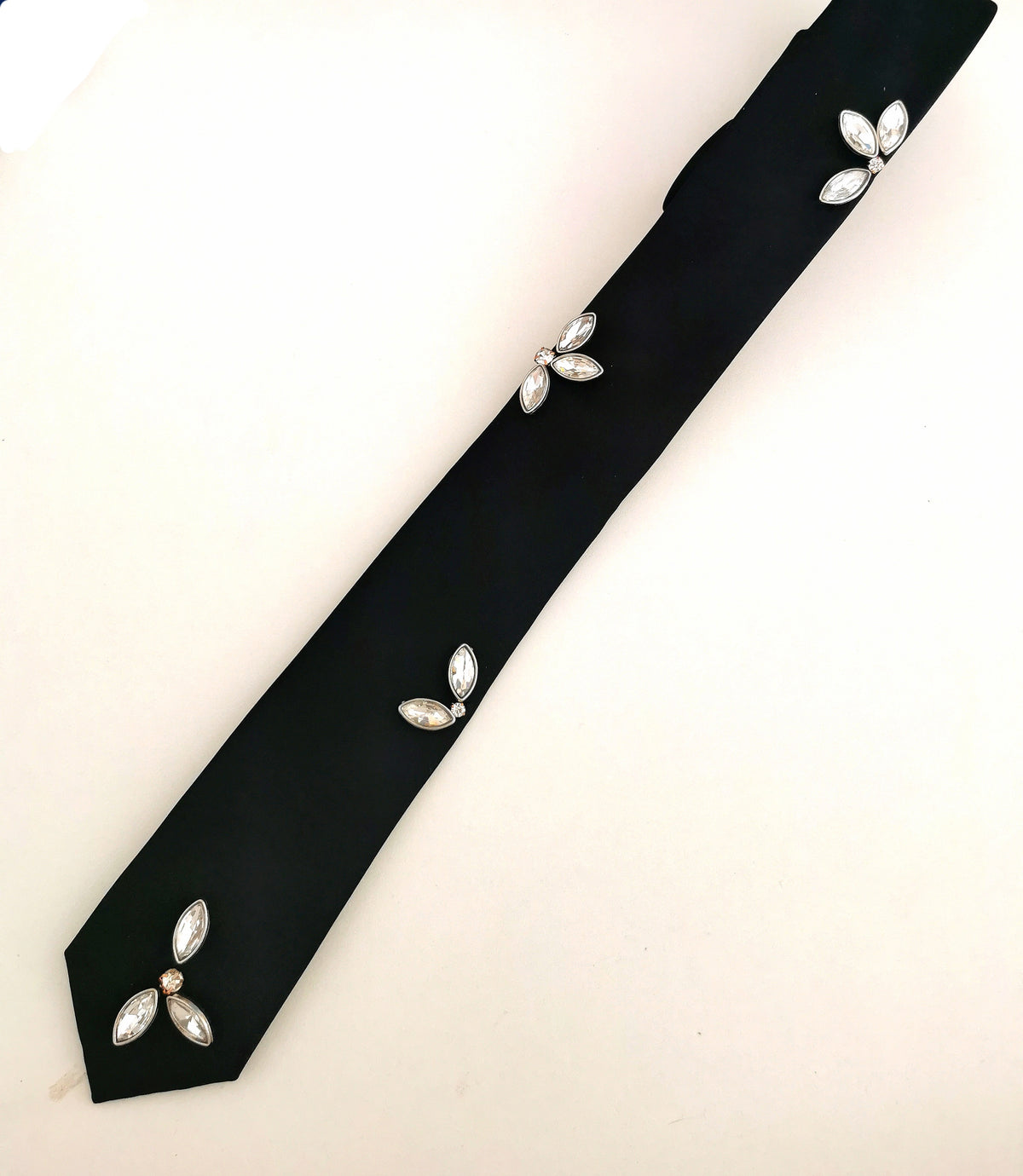 Black satin skinny necktie 