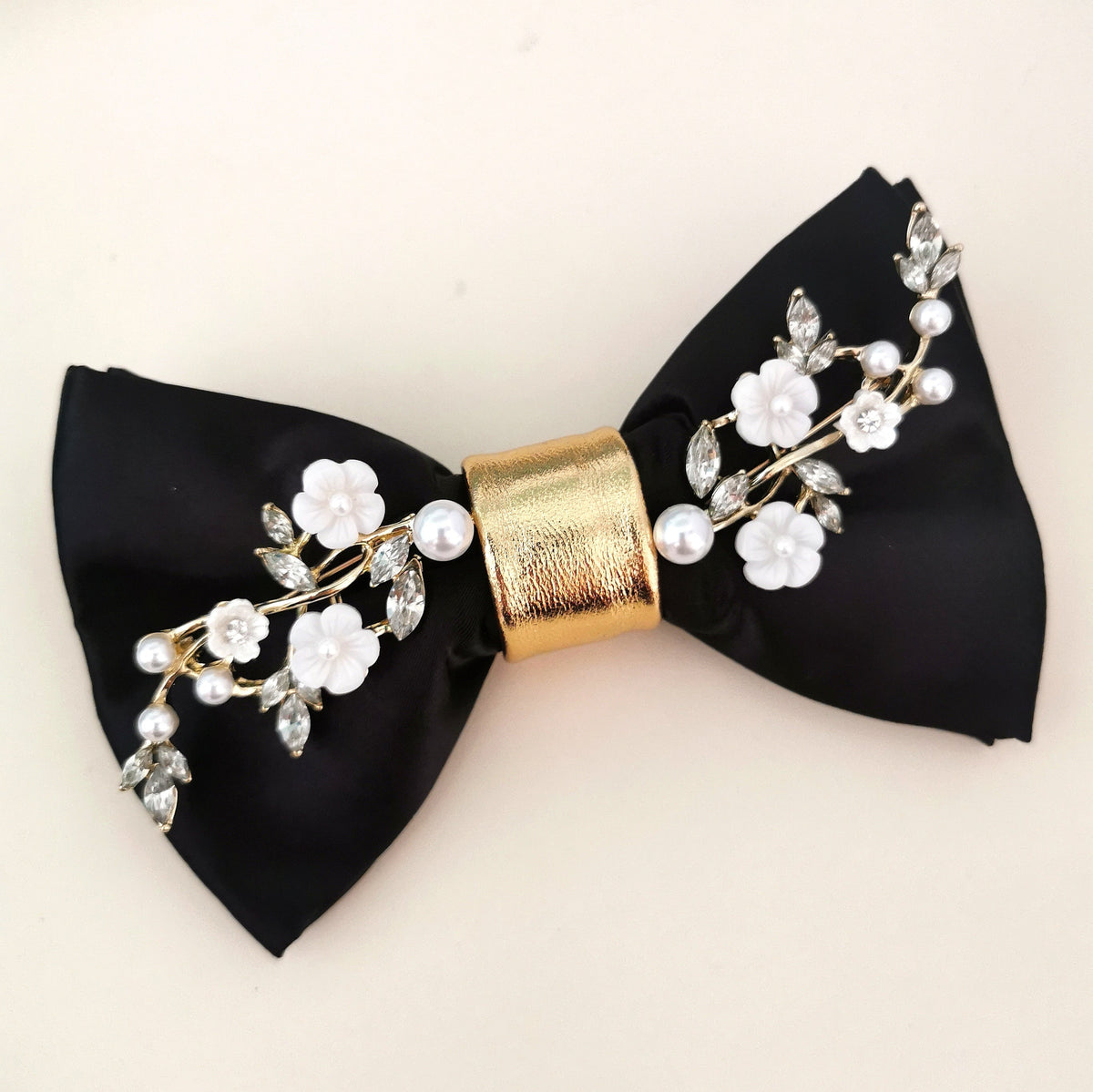 mens bow tie with crystals, black and gold bow tie, black satin bow tie, black wedding bow tie, groomsmen bow tie,