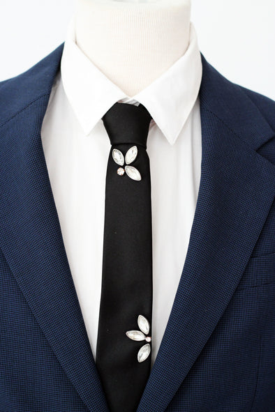 Black necktie with crystal flower pattern