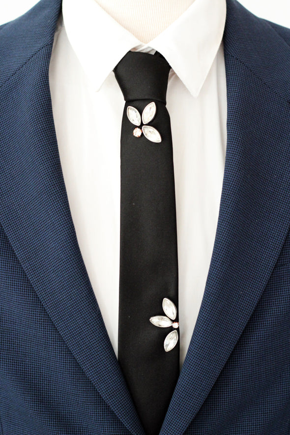 Black necktie with crystal flower pattern