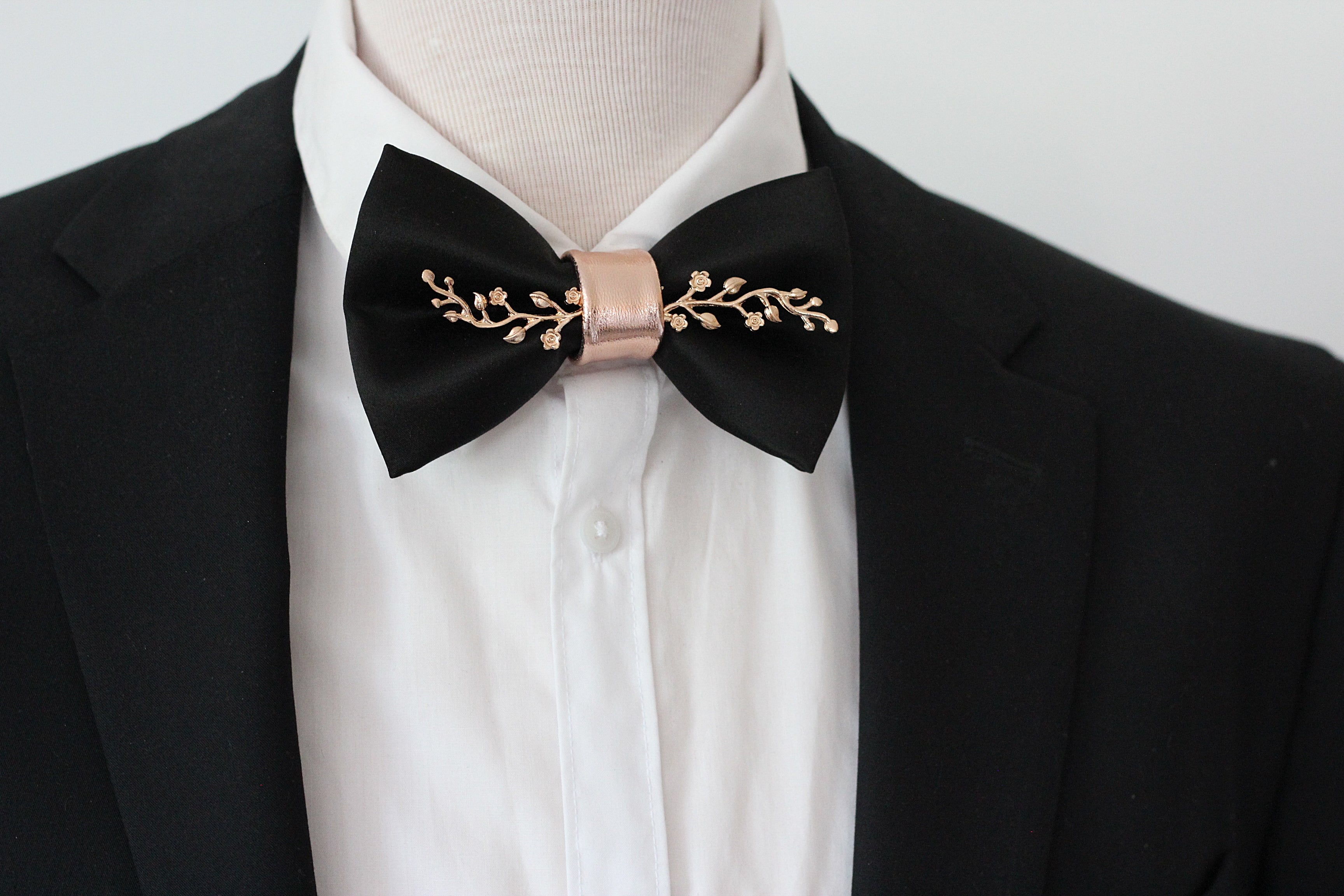 Black and Gold mens bow tie boutonniere set, wedding black gold bowtie, black satin tuxedo bow tie Black and Gold mens bow tie boutonniere set, wedding black gold bowtie, black satin tuxedo bow tie