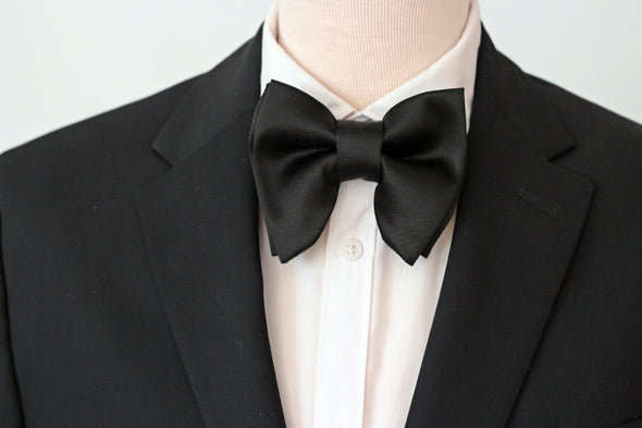 Black satin mens ovesized butterfly style tom ford bow tie set, tom ford bow tie, black silk formal bowtie set, wedding bow tie