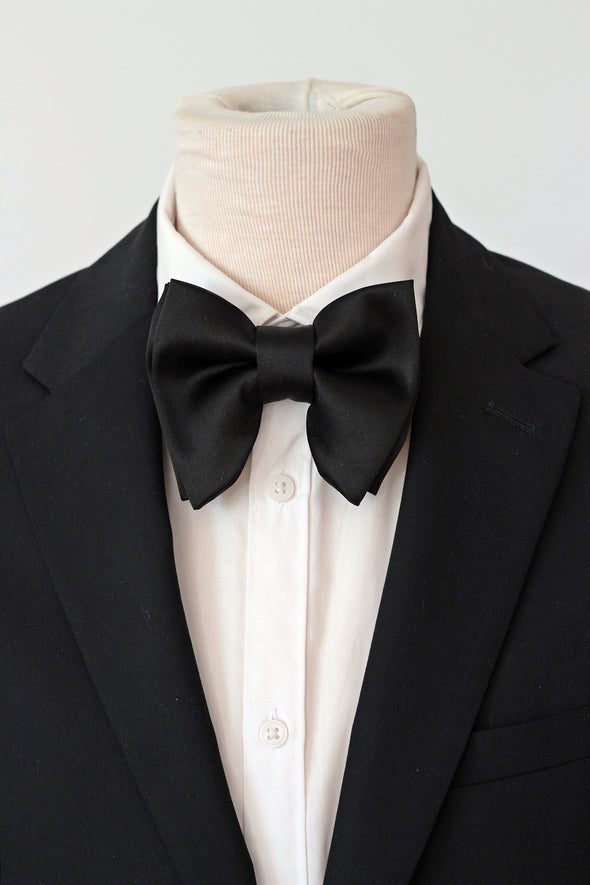 Black satin mens ovesized butterfly style tom ford bow tie set, tom ford bow tie