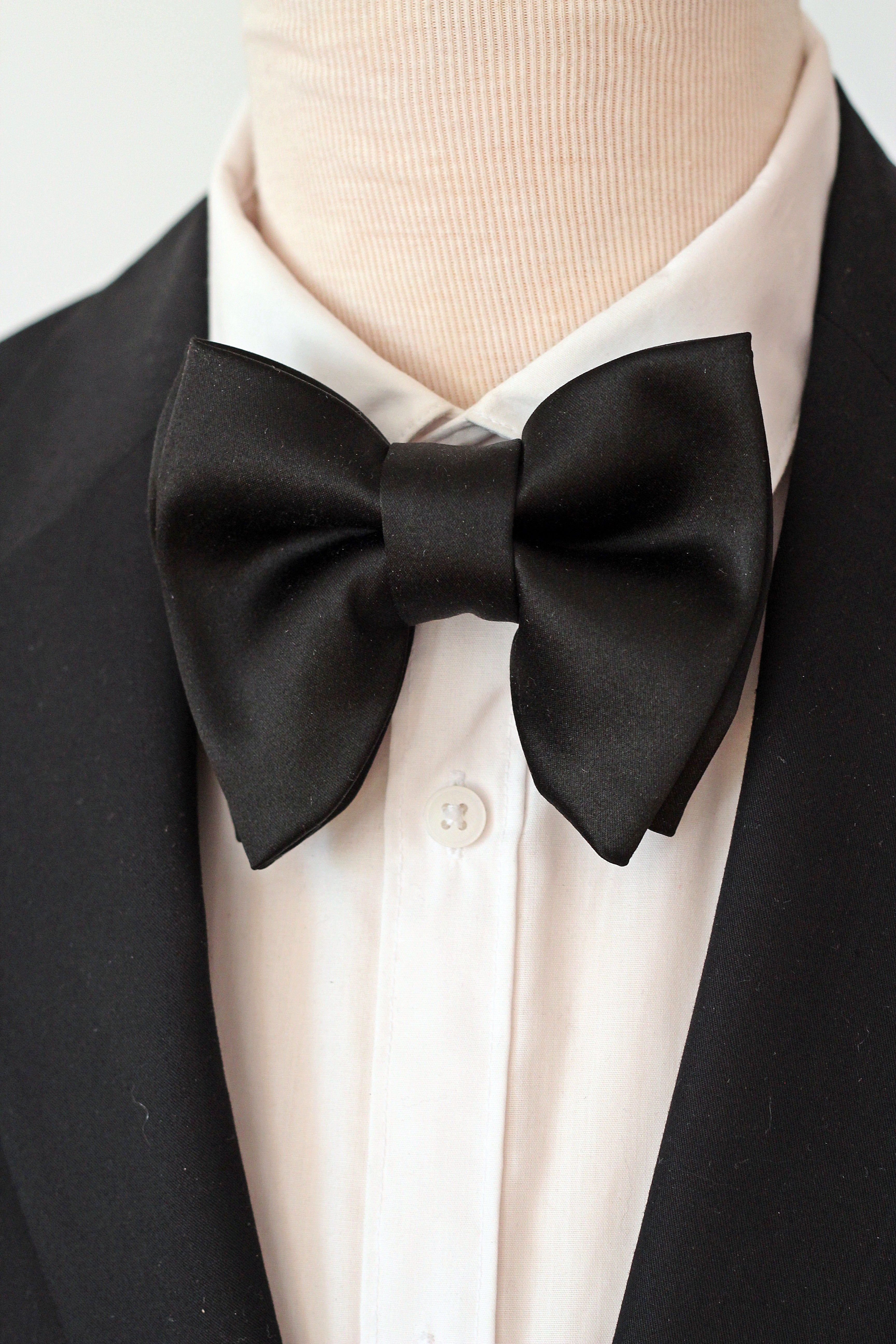 Tom ford black bow tie Clearance